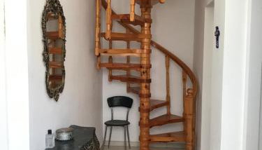 Bliss on the hill - Photo 2