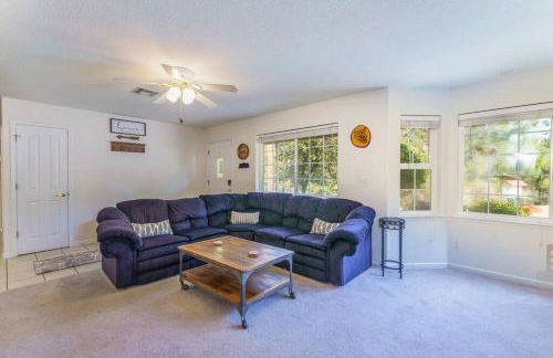 Acorn House - Charming house in green heaven with pool table with lovely backyard - Foto 17