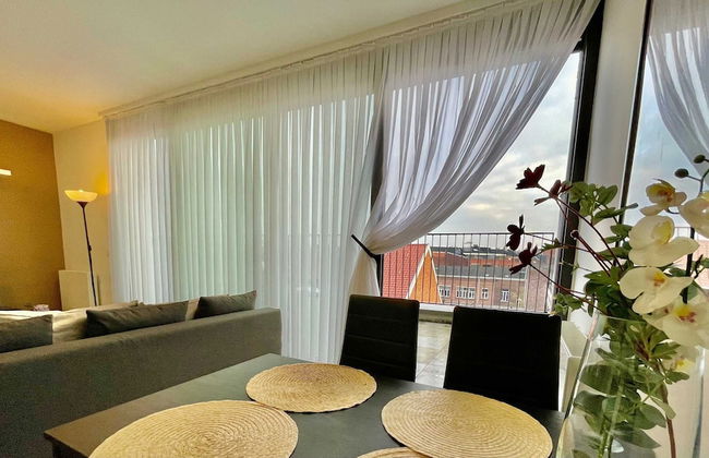 Modern 1BR Near Diamond District by Oneluxstay - Foto 12