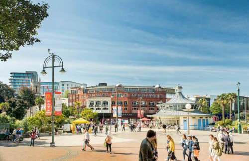 PRINCES COURT by BOURNECOAST- Holiday Apartment with Patio Garden, Parking and WIFI - FM8455 - Foto 42