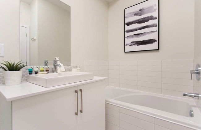 Stunning Split Level 3 BR Little Italy Apartment - Foto 42