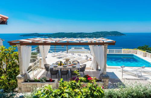 Villa Magnolia - Photo 2