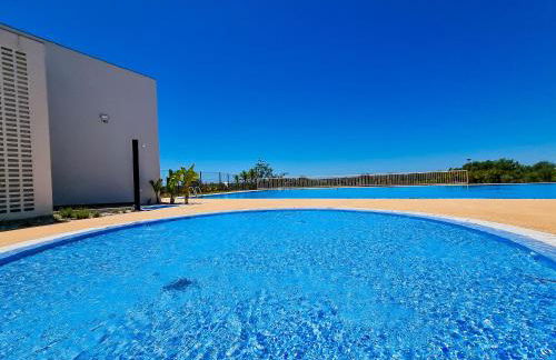 FLH Vilamoura Duplex with Terrace & Pool - Photo 18