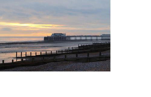Central Worthing, seafront ,balcony flat - Foto 7