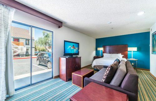 Phoenix Studio Queen Economy - Photo 8