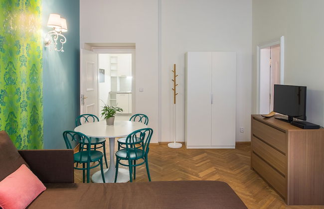 7 Tales Apartments by Adrez Living - Photo 11