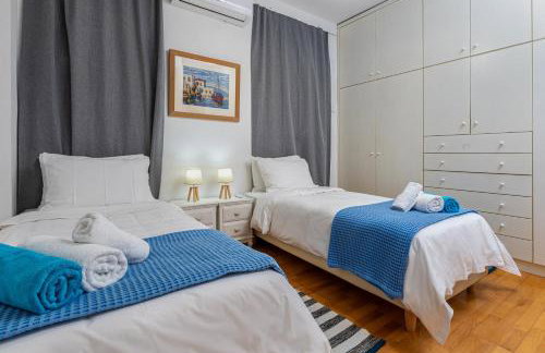 DIMITRA apartment with private pool and sea view -the ground floor of a two storey building - Foto 10