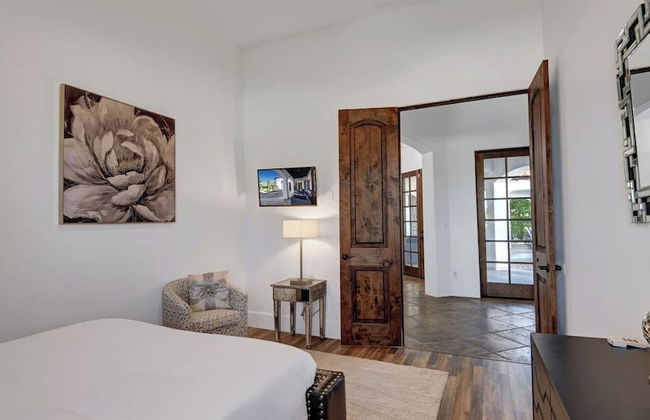 Movie Theater, Game Room, Pool, Hot Tub, & Views Villa Toscana by Avantstay - Foto 21