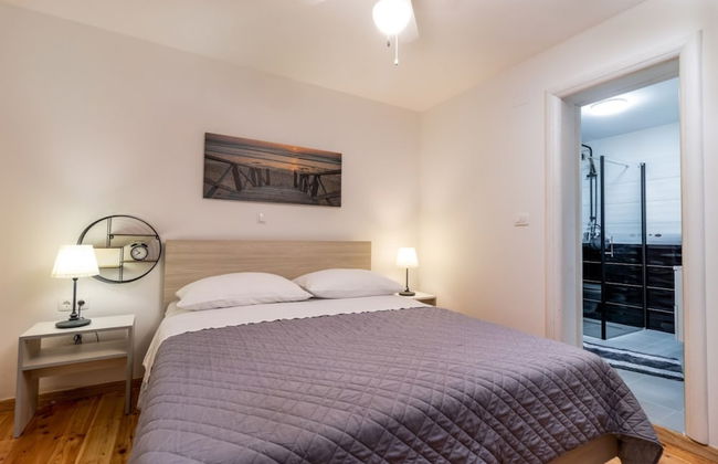 Vintage Winehouse Backov - Foto 11