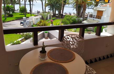 Seafront studio Camisón beach - Photo 8