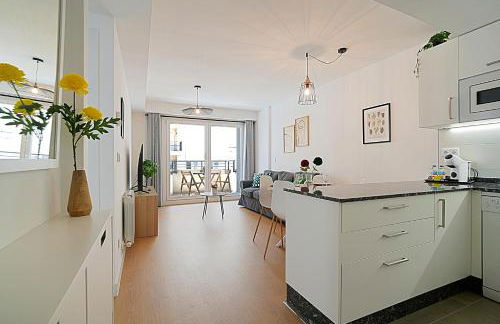 GALIHOST - Apartamentos con parking frente a la playa - Foto 63