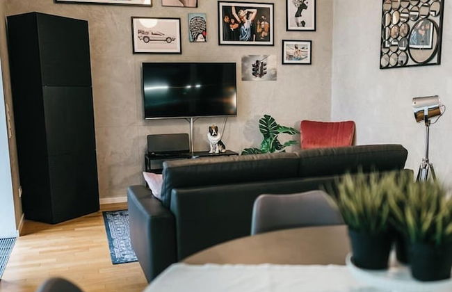 YoHome - Luxury Downtown Apartment - Photo 45