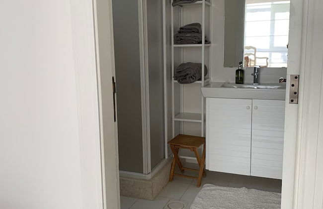 Charming and Cozy Apartment in Dubai Available now - Photo 9