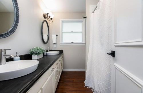 Spacious 6-Bed Luxury Home Near Notre Dame - Foto 39