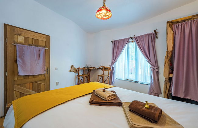 Viewtopia - The Secret Land - Photo 23