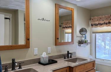 Adirondack Luxury Getaway - Foto 23