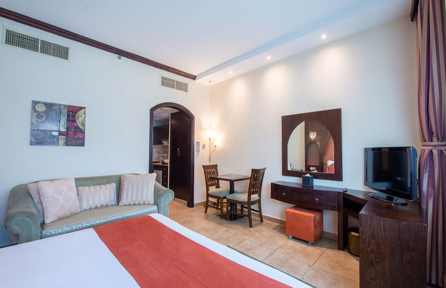 First Central Hotel Suites - Foto 36