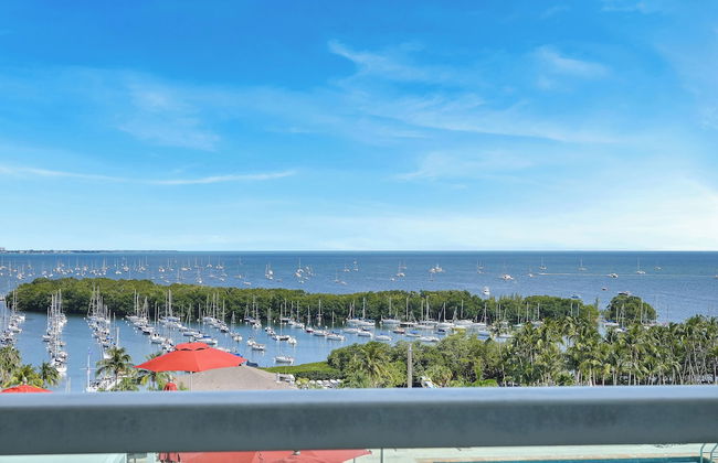 Tropical Paradise - Spacious 3-Bedroom - Foto 46