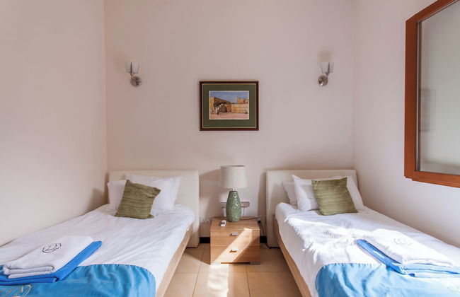 Harbour Views Gozitan Villa + Shared Pool - Foto 4