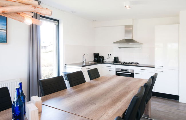 6 bedroom House in Tholen with terrace - Photo 8