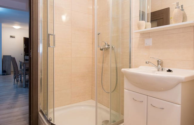 Beautiful and Bright Apartment - Foto 15