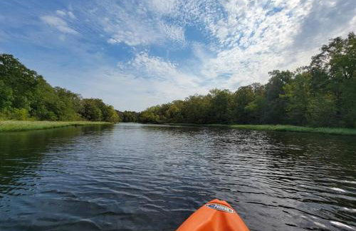 Gigi's Spacious Lakefront with Boat Ramp Access!! Newly Remodeled, Sleeps 8! - Foto 20