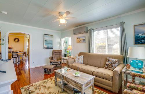 Walk to Gold Beach Charming Cottage with Yard! - Foto 4