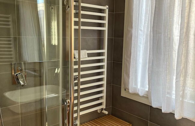 Victoria Studio - Photo 15