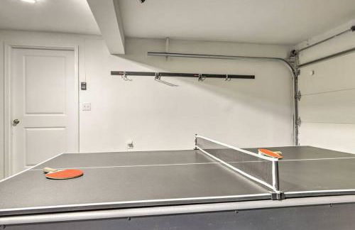 NEW! Updated Mystic Home w/ Sauna, Hot Tub & Deck - Foto 7