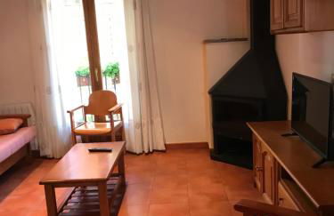 Habitatge familiar de Can Bota Batllo - Foto 4