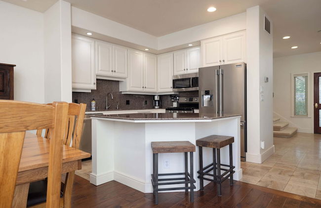 Perfect Basecamp for Mt. Bachelor With Hot Tub - Photo 5