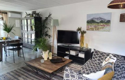 Saskia's loft Mazan -Studio cosy au calme proche du Ventoux - Foto 5