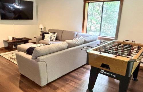 Hot Tub Luxe Retreat • Game Room • Lake • Bryce - Foto 11