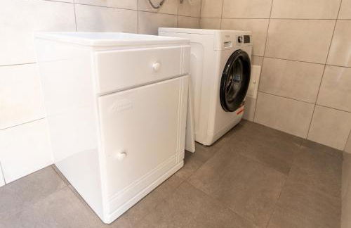 Goncalves House - AC and private parking - Foto 19