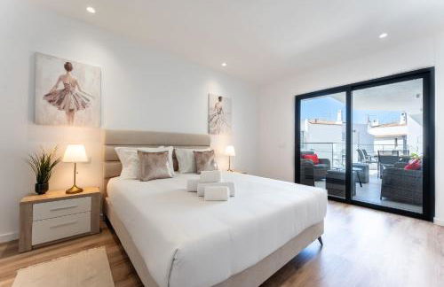 Stunning 3 BDR Flat W/ Rooftop Pool by LovelyStay - Foto 3