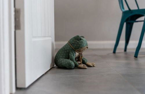 Stylish 2 bed pet-friendly coastal retreat - Foto 21