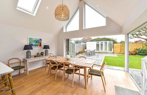 East Winds, West Wittering - Photo 11