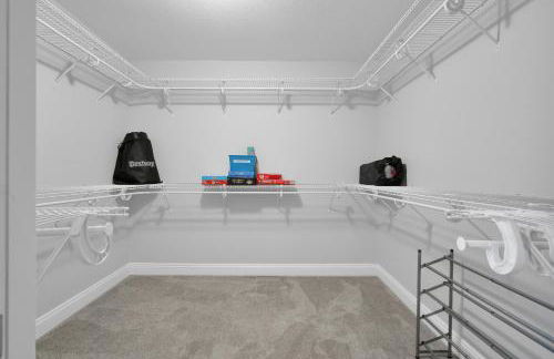 Nice 4-Bedroom home 15 mins from the beach - Foto 13