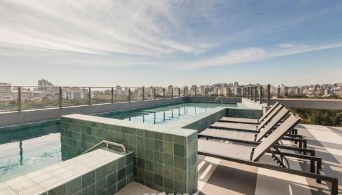 Estúdio em Prédio com Piscina em Porto Alegre - JRE - Foto 1