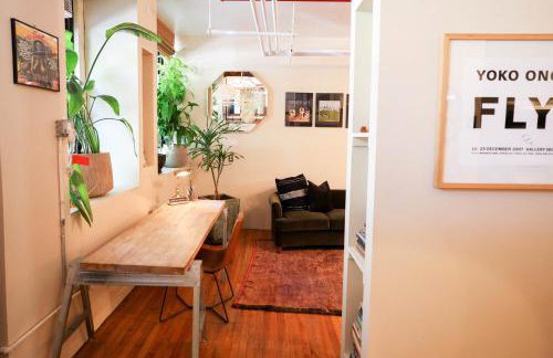 Artistic Vintage Loft in Williamsburg - Photo 27