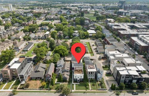 Nash Urban Oasis with Rooftop and Modern Amenities - Foto 71