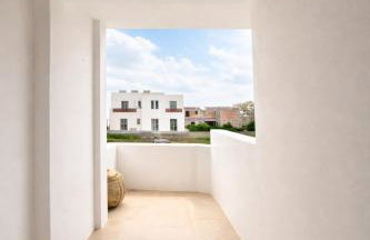 REYA suites - Photo 31