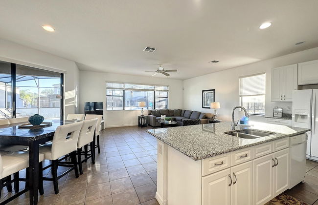 5 Bed South Facing Pool Close to Disney - Foto 6