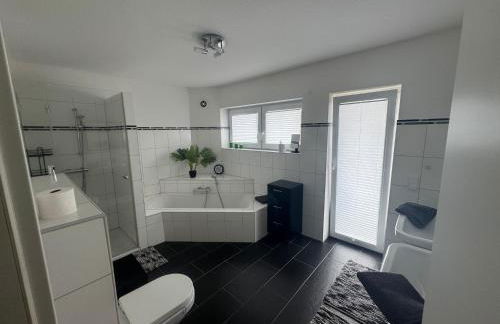 Orchideenweg 2A, 24558 Henstedt-Ulzburg , 200 Quadratmeter Haus mit Garten und Garage - Foto 11