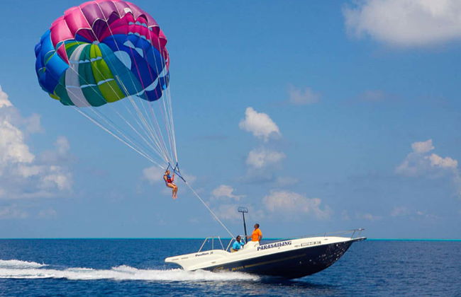 Parasailing en Maafushi - Foto 4