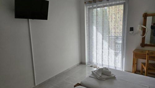 Ilia Sea Side Studios - Photo 3