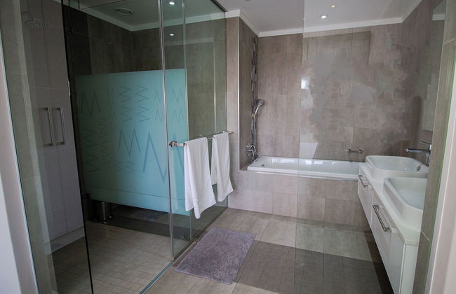 Sandton Smart Apartment Twelve - Photo 20