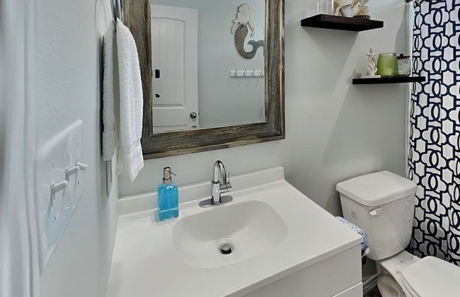 Pelican's Perch by Miss Kitty’s - Photo 28