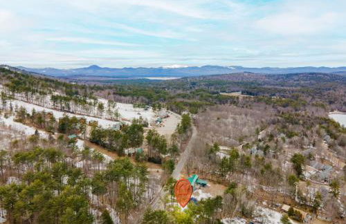 Thomas Trail - Game Room, Fire Pit, 1 min to Ski Mountain & Shared Beach! - Foto 63