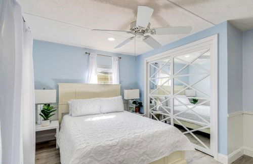 Golf and Pool Access Home with Yard in Lady Lake - Foto 10